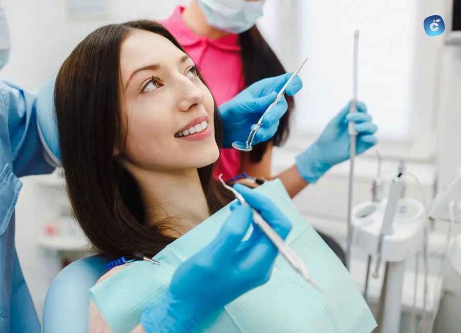 Mujer dentista