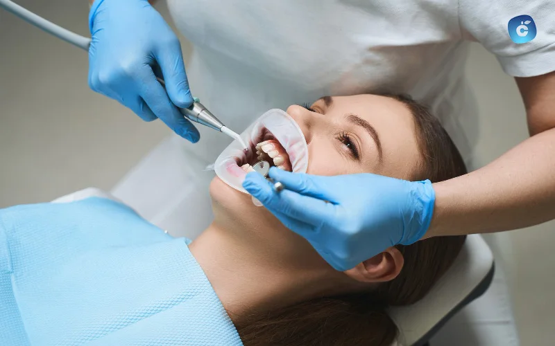 Procedimiento de una limpieza dental